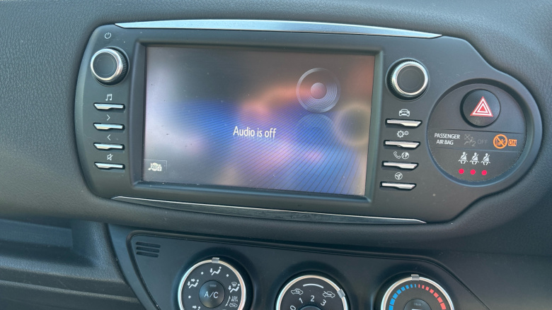 Toyota Yaris 1.5 VVT-i Y20 5dr [Bi-tone] Petrol Hatchback